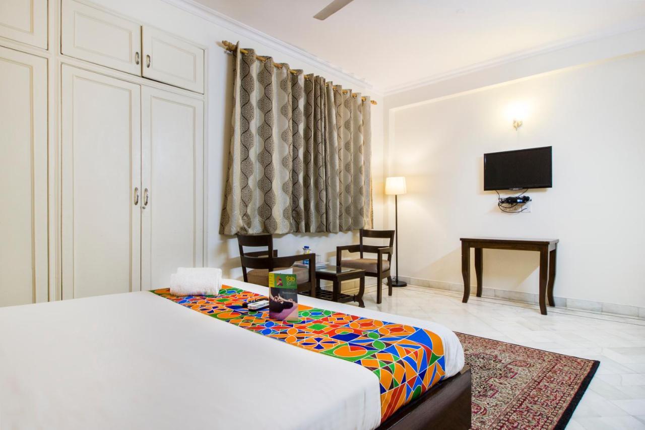 Fabhotel Namaste Bnb & Service Apartments Vasant Vihar Nuova Delhi Esterno foto