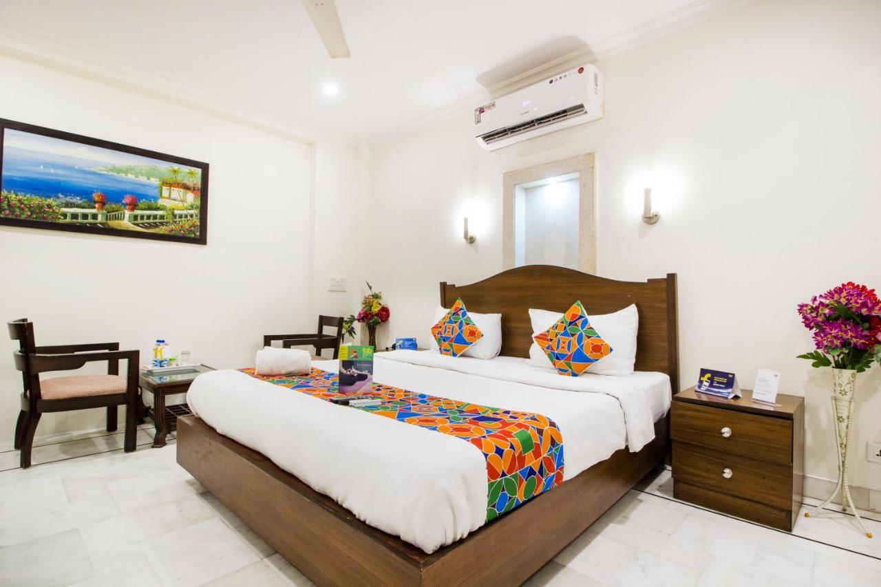 Fabhotel Namaste Bnb & Service Apartments Vasant Vihar Nuova Delhi Esterno foto