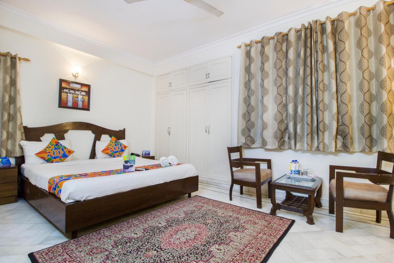 Fabhotel Namaste Bnb & Service Apartments Vasant Vihar Nuova Delhi Esterno foto